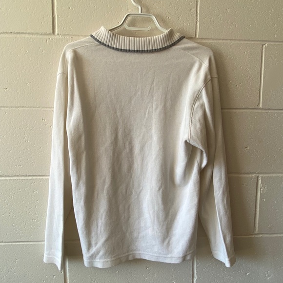 White collared long sleeve - Picture 3 of 4
